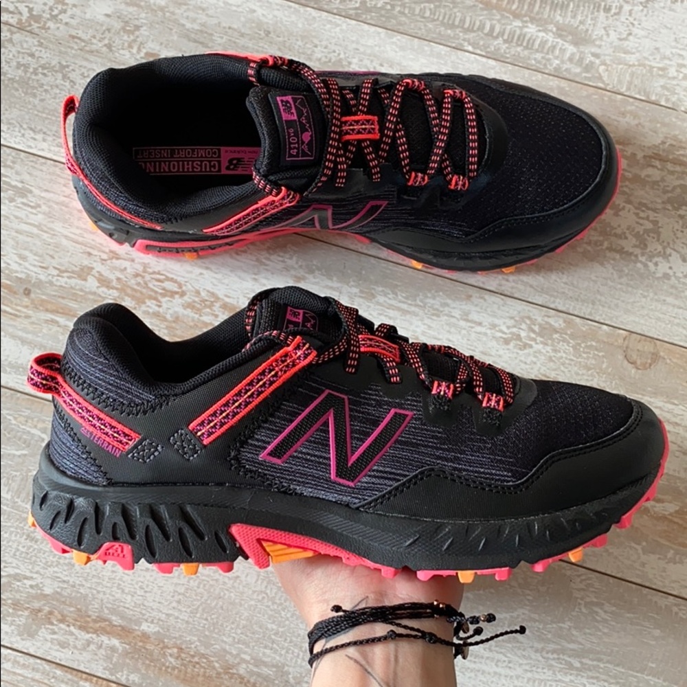New new balance trail running shoes black - Picture 3 of 8